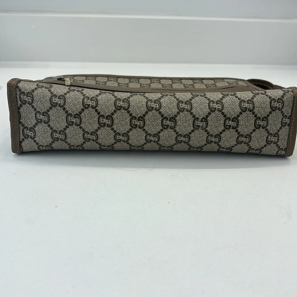 Gucci Plus pouch. - Picture 10 of 14